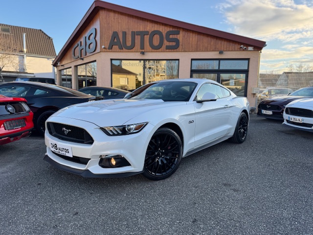 FORD MUSTANG V8 5.0 FASTBACK PACK PREMIUM 36198 KMS BLANC BOITE AUTOMATIQUE *DISPONIBLE ET VISIBLE SUR NOTRE PARC* 40900 €