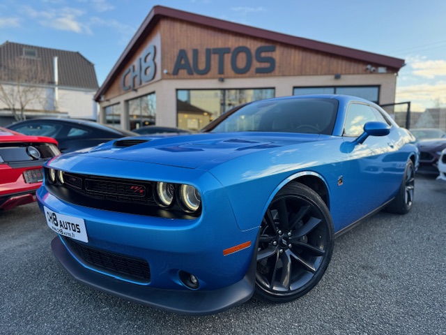 DODGE CHALLENGER V8 6.4 SCAT PACK 492ch BOITE AUTOMATIQUE BLEU SYSTEME AUDIO ALPINE *DISPONIBLE ET VISIBLE SUR NOTRE PARC* 54900 eur